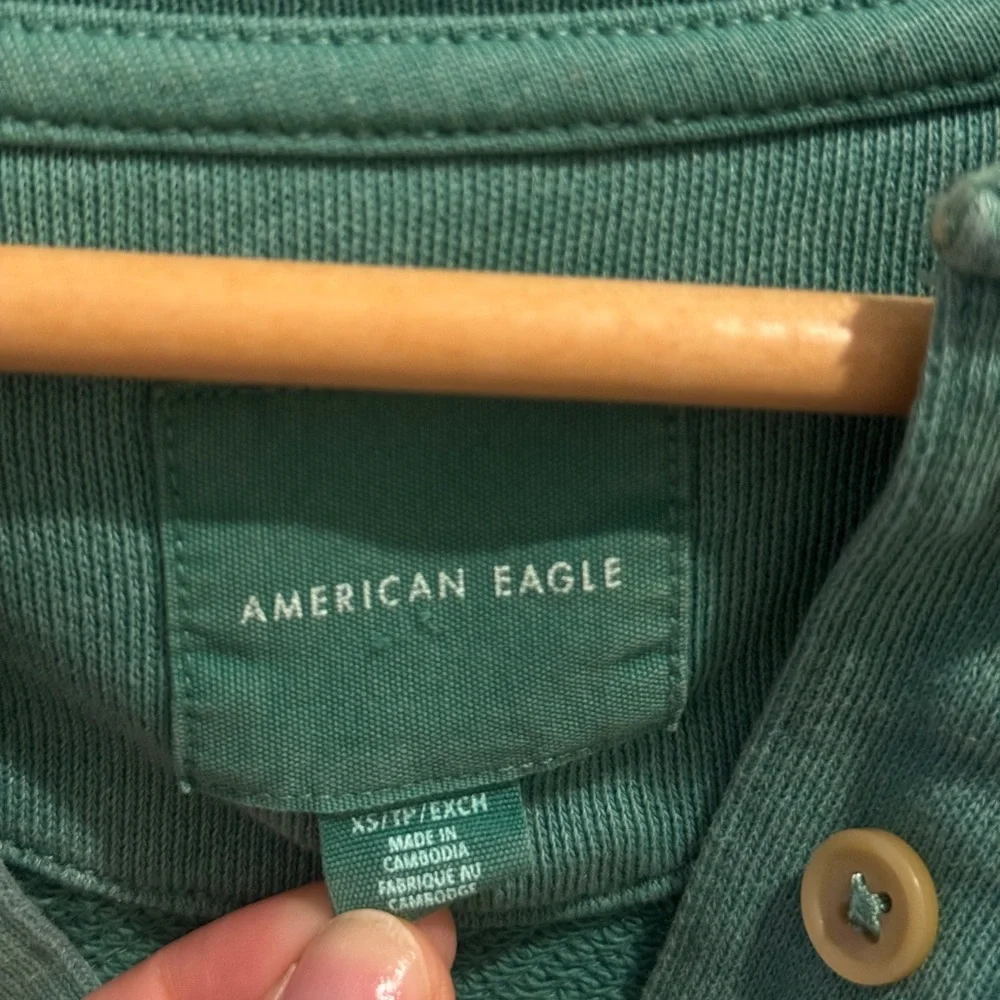 American Eagle Outfitters Green Henley Top - Picture 2 of 4